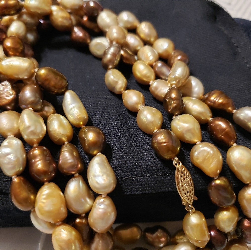 CHOCOLATE PEARLS